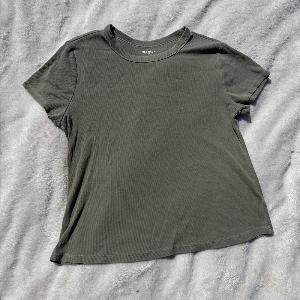 Old Navy Women's Short Sleeve Crewneck Tee in Olive